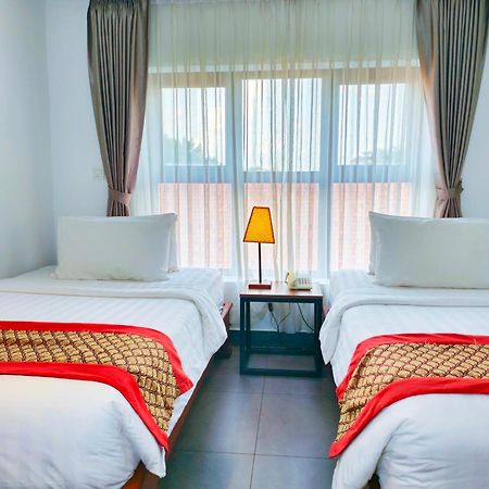 Le Botum Hotel Phnom Penh Eksteriør billede