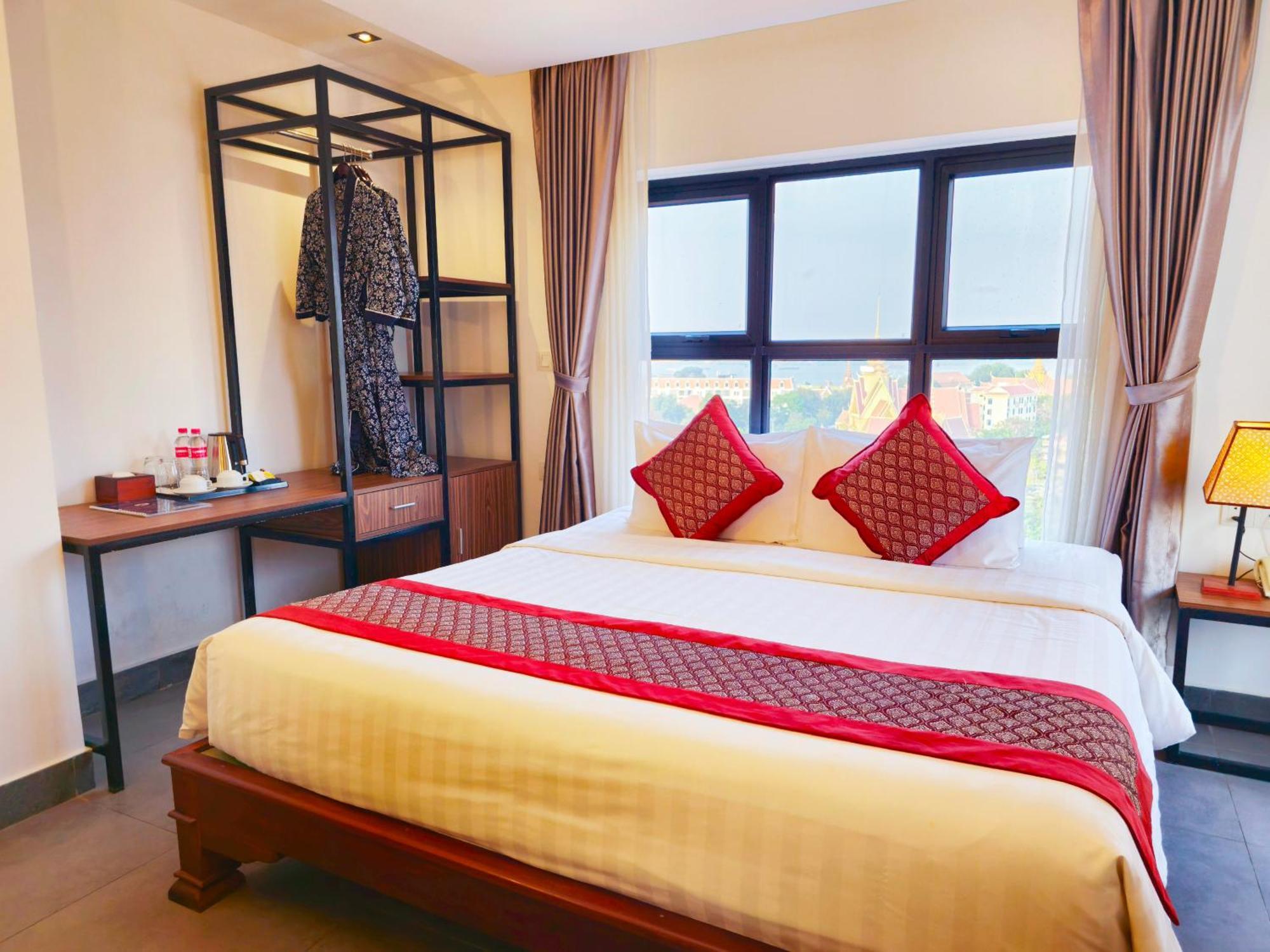 Le Botum Hotel Phnom Penh Eksteriør billede