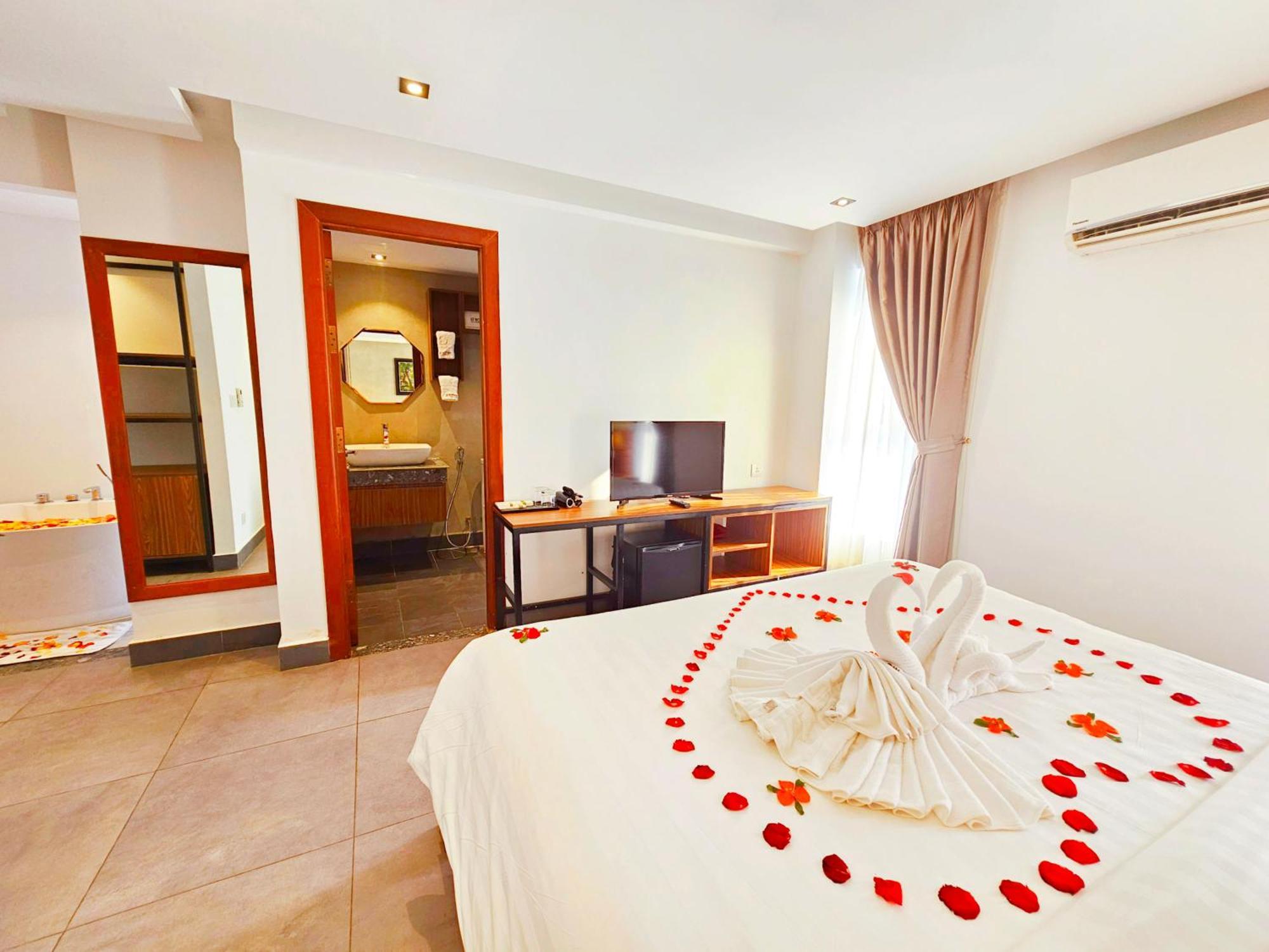 Le Botum Hotel Phnom Penh Eksteriør billede