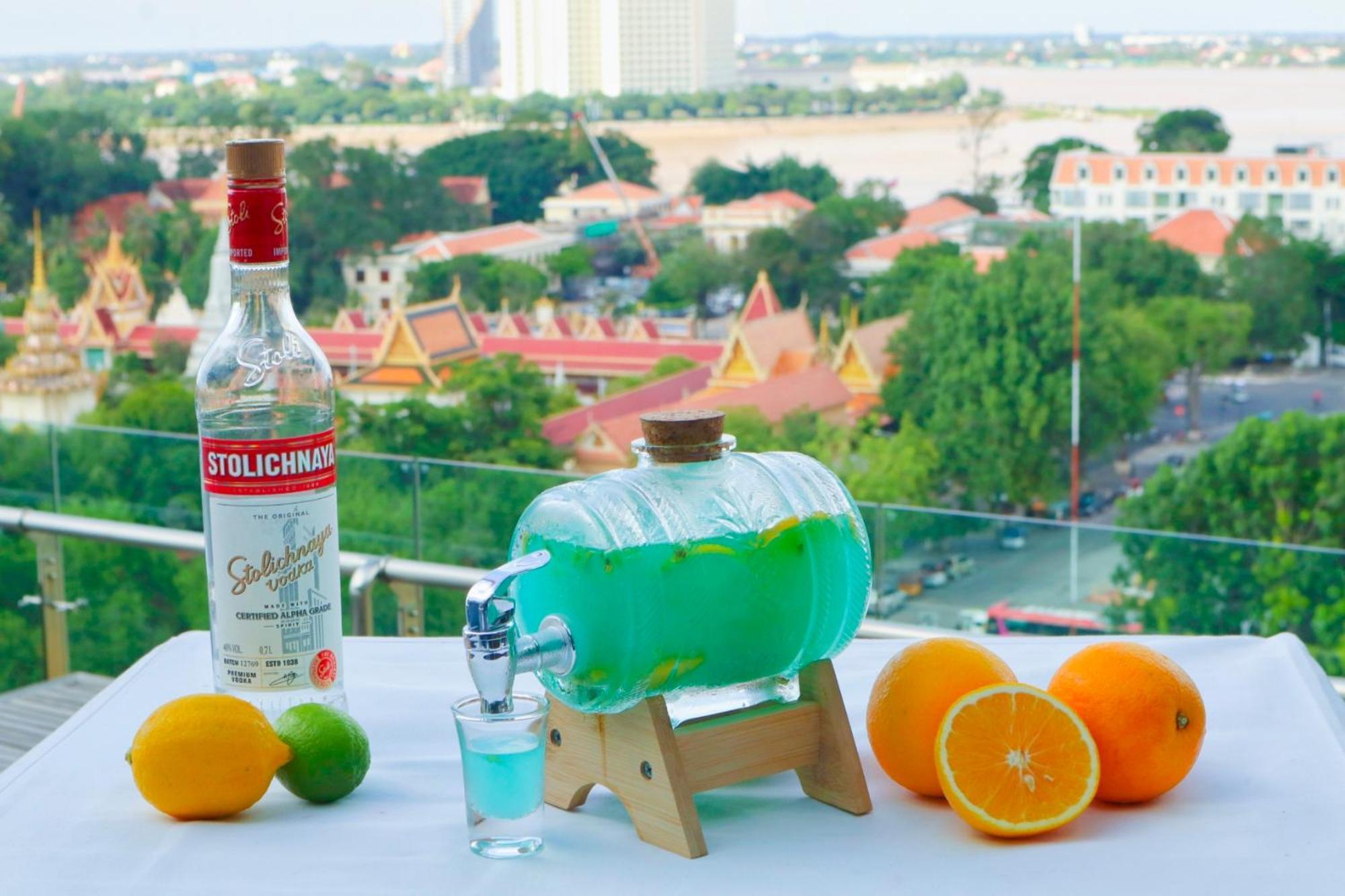 Le Botum Hotel Phnom Penh Eksteriør billede