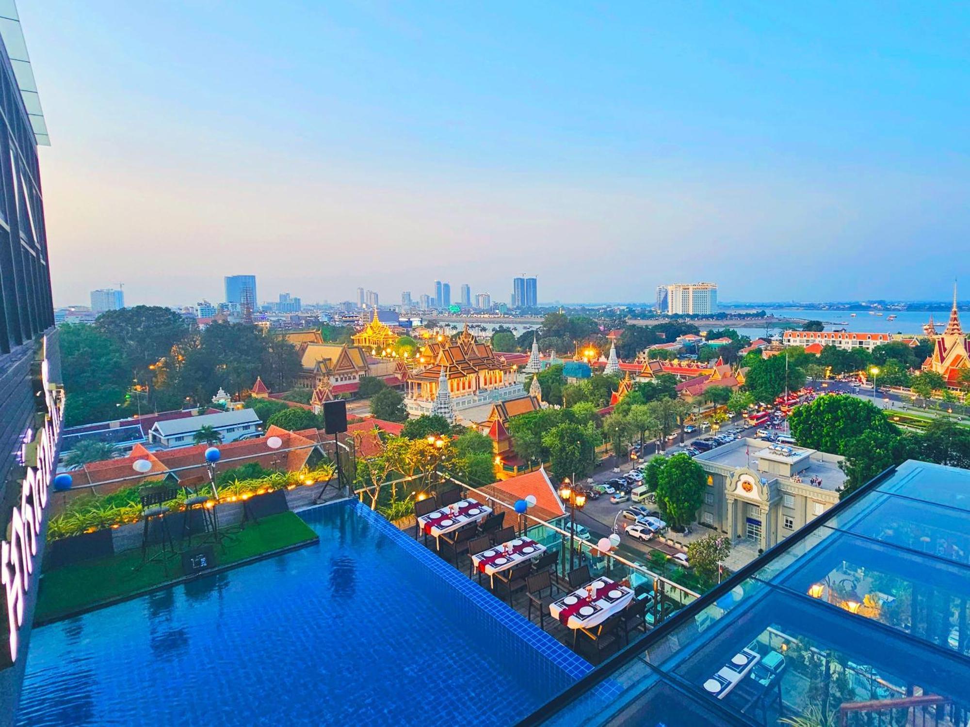 Le Botum Hotel Phnom Penh Eksteriør billede